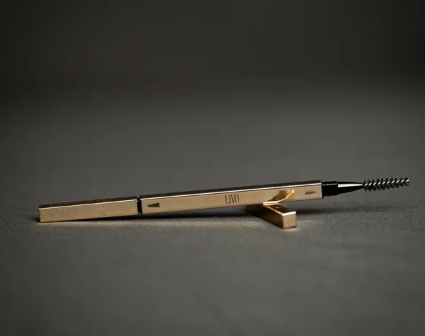 Eyebrow-pencil-3